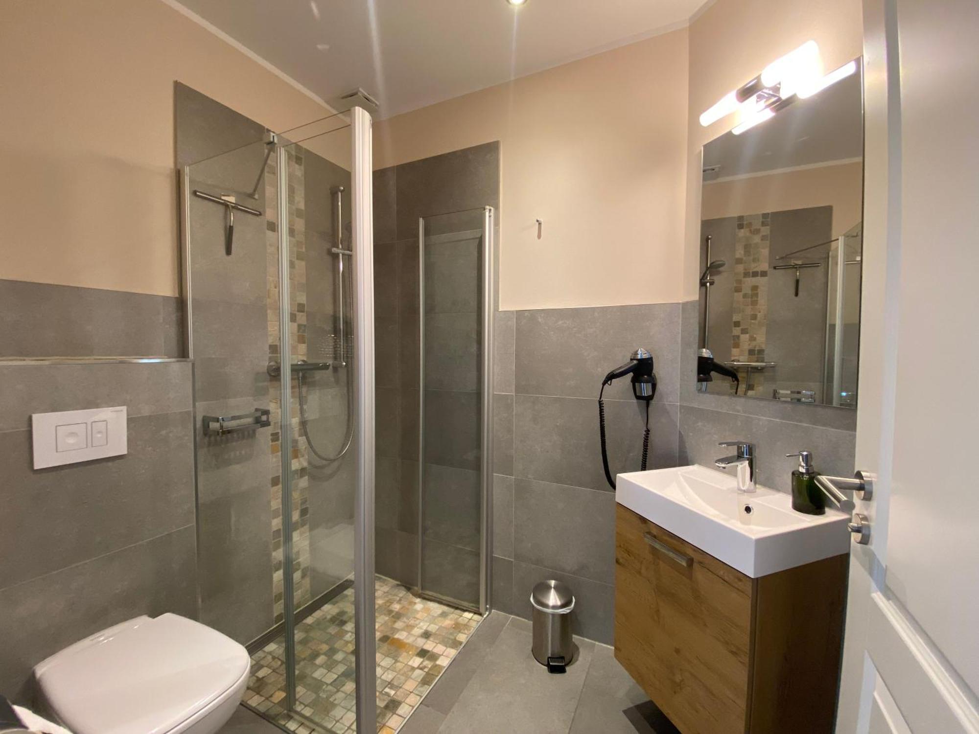 Villa Grande Fewo Enjoy We 2 เกอห์เรน-เลบบิน ภายนอก รูปภาพ